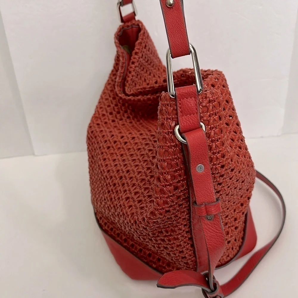 PARFOIS Basket weave HOBO/SHOULDER BAG in an orangish red color NWOT